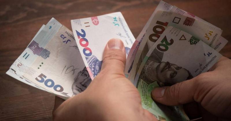 Відповідно до проведеного опитування, 94% підприємств в Україні планують підвищити зарплати у наступному році.