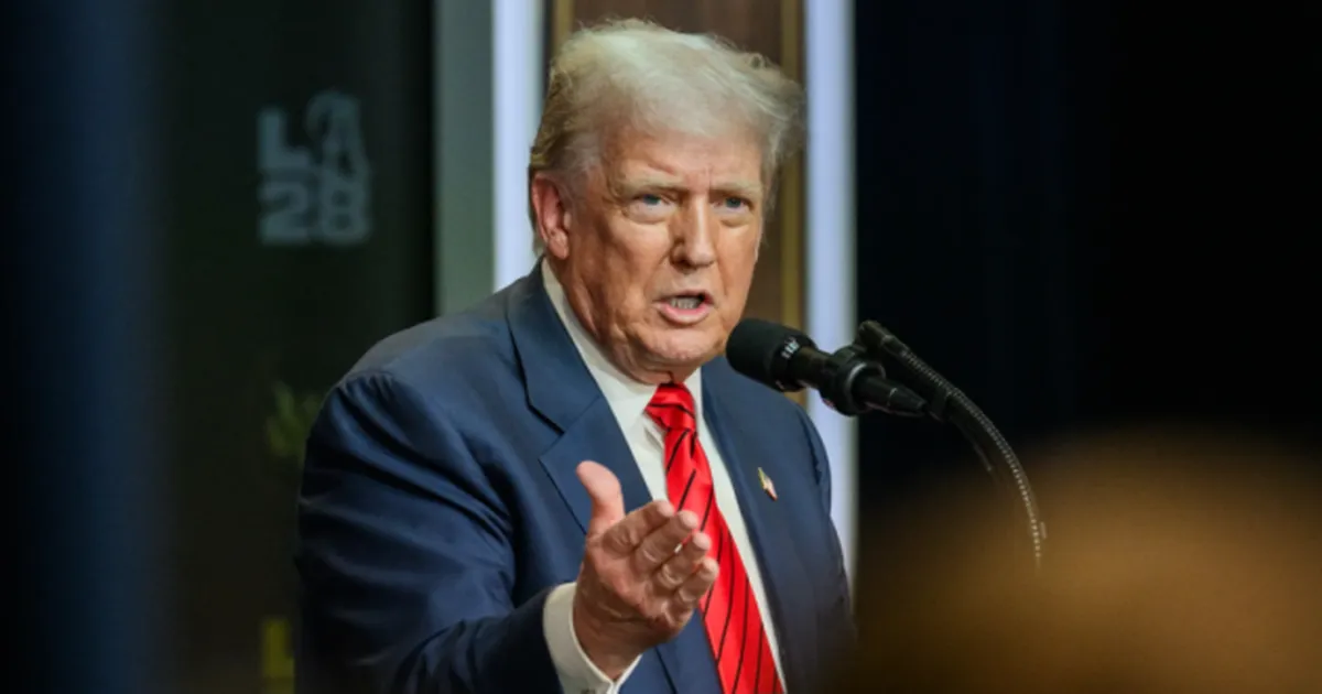 Трамп чинить тиск на оборонні підприємства: або інвестиції в заводи, або запровадження санкцій.