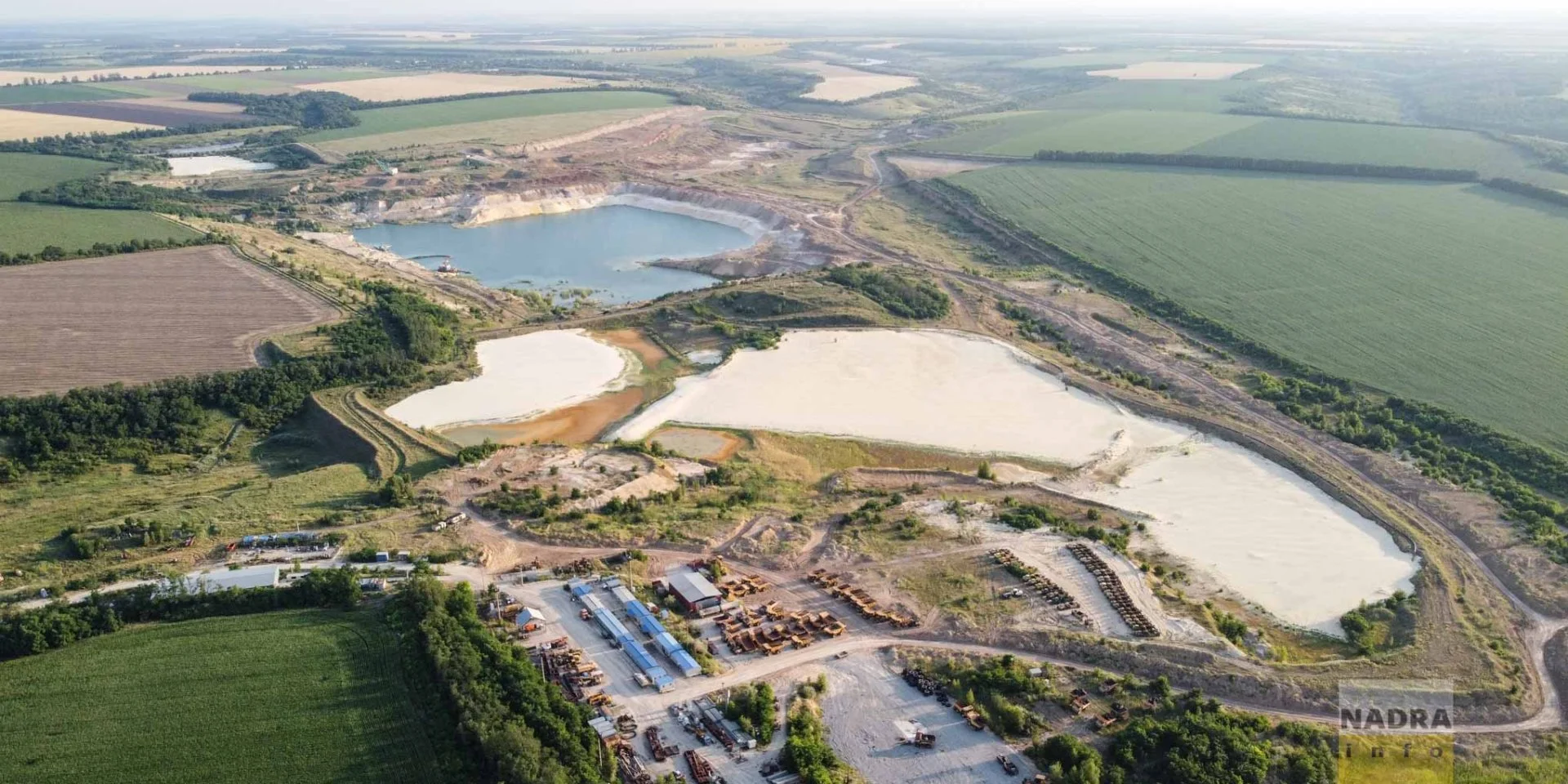 Має важливе стратегічне значення. Суд призупинив процес анулювання спеціального дозволу Фірташа на видобуток у родовищі в Дніпропетровській області.