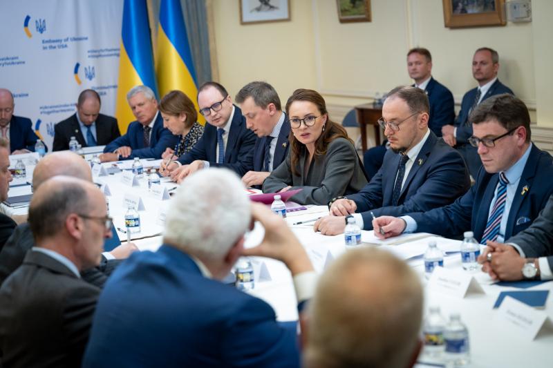 Юлія Свириденко провела зустріч у Вашингтоні, де обговорила з представниками американського бізнесу можливості співпраці в галузі енергетики.