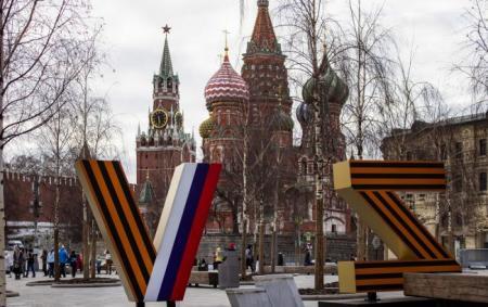 Зовнішня розвідка повідомляє, що Росія може опинитися на межі економічної кризи через збільшення бюджетного дефіциту.