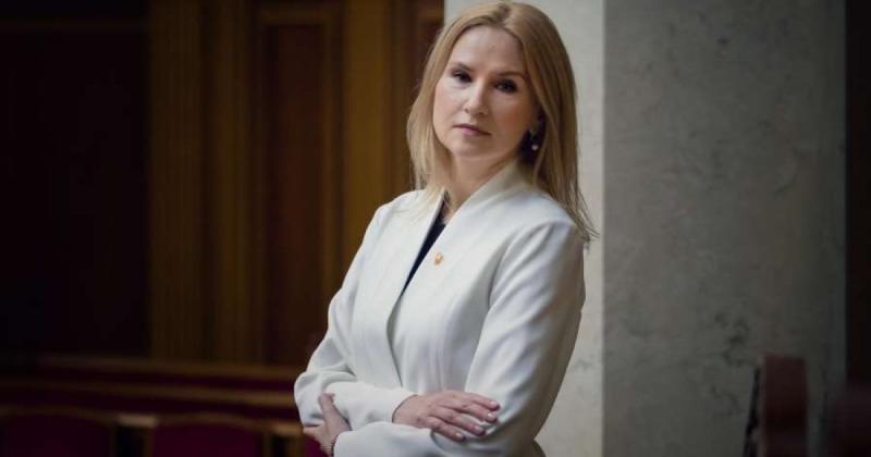 Верховна Рада підтримала на початковому етапі законопроект про наставництво для дітей, які залишилися без батьків, співавтором якого є Олена Кондратюк.