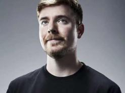 Найбагатший ютубер планети відкрив секрет, що іноді звертається до батьків за фінансовою підтримкою.