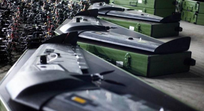 Американський ринок малих дронів насичений, проте існує одна особливість, - повідомляє Business Insider.