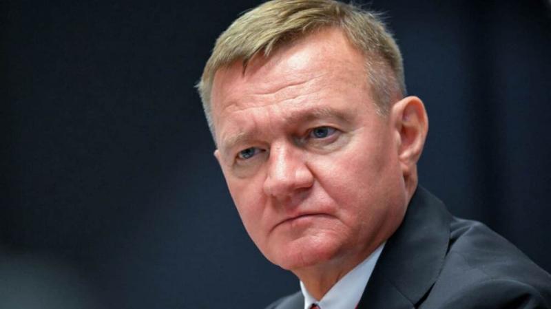В Росії виявили бездиханне тіло колишнього міністра транспорту, звільненого з посади вранці.
