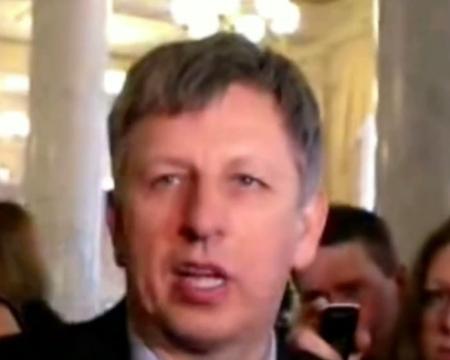 Згідно з інформацією ЗМІ, суд ухвалив рішення про арешт активів колишнього голови Київської міської державної адміністрації Макеєнка на суму, що перевищує 1,5 мільярда гривень.