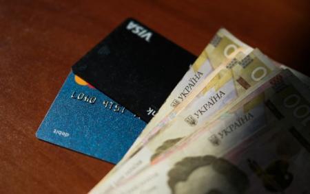 Відкритий банкінг стартує з серпня: які наслідки це матиме для українців?