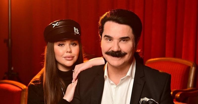 Павло Зібров поділився інформацією про те, що переписав своє майно на доньку Діану, а також розповів про її зарплату: 