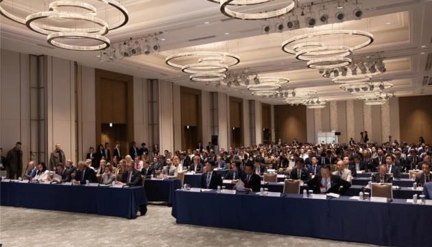 Україна уклала 29 домовленостей з Японією для сприяння економічному відновленню.