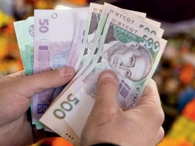 Чи зможуть українці отримати прибуток від депозитів до завершення року: експерт з банківської сфери поділився прогнозами щодо вкладів.