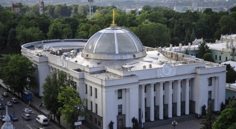 Чому Україна випереджає Європейський Союз за кількістю законодавчих актів, але не за їхньою якістю?