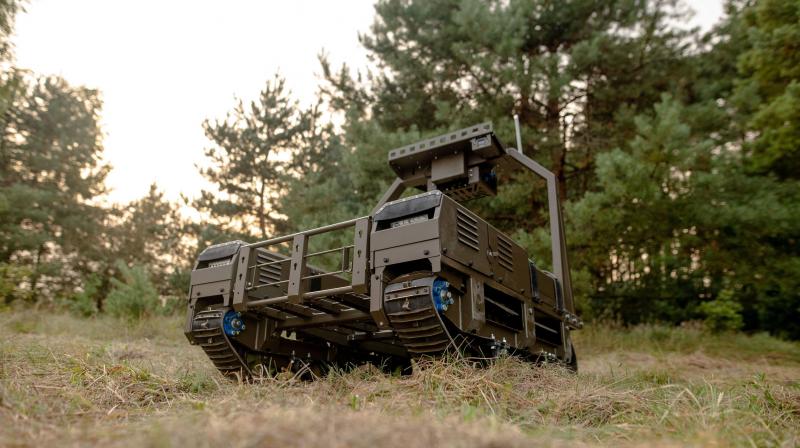 В Україні розробили новий наземний дрон під назвою NUMO, здатний транспортувати вантажі вагою до 300 кг.