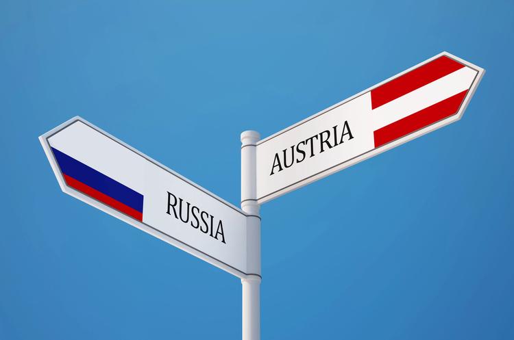 Австрія намагається знайти спільну мову з Кремлем. Як Відень захищає інтереси 