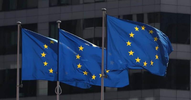 Які питання викликають незадоволення України стосовно плану ЄС щодо заморожених активів Росії?