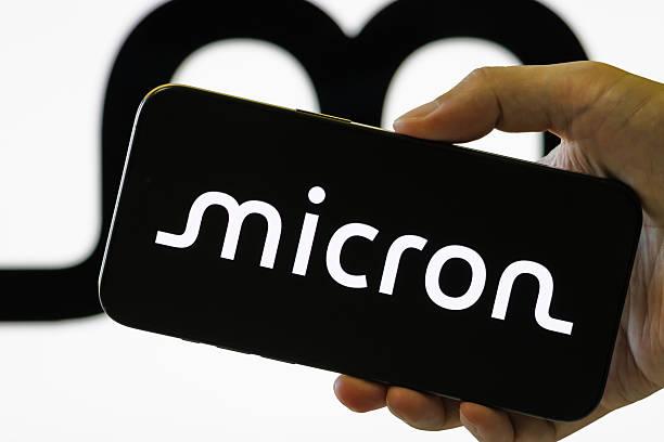 Micron зупиняє постачання серверних процесорів для дата-центрів у Китаї внаслідок нездатності відновити бізнес після введення урядових обмежень.