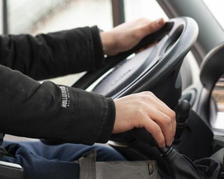 У Верховній Раді обговорюють можливість відновлення системи штрафних балів для водіїв, які порушують правила дорожнього руху.