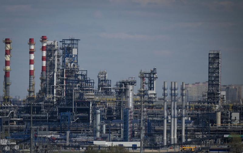 Росія може зіткнутися з інфляційним шоком: удари по нафтопереробним заводам зруйнували плани Кремля, повідомляє Bloomberg.