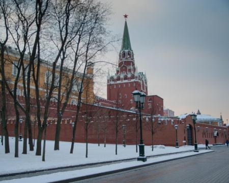 Російські підприємства активно зменшують витрати внаслідок проблем з оплатою.