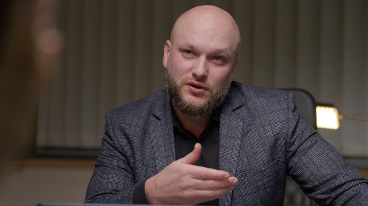 Олександр Цивінський висловив думку про перезапуск БЕБ, зазначивши, що він супроводжується найменшою зарплатою, найскладнішою атестацією та найнижчим рівнем довіри.