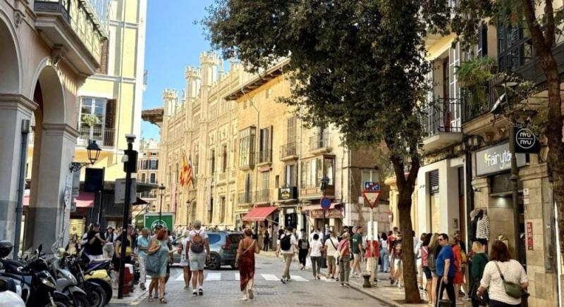 Майорка - перлина Середземномор'я: коли відвідати, що оглянути та як зануритися в автентичну атмосферу острова.