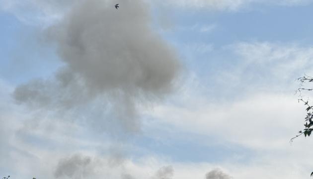 У Дніпрі внаслідок обстрілу з боку Росії знищено два склади.