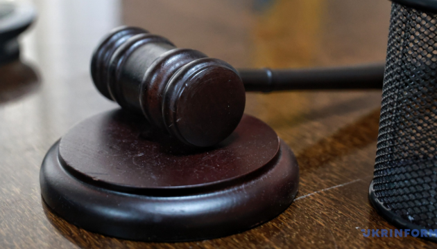 Суд ухвалив рішення про арешт спільника депутатки, якого підозрюють у корупційних діях на суму $250 тисяч. Розмір застави встановлено на рівні 4 мільйони гривень.