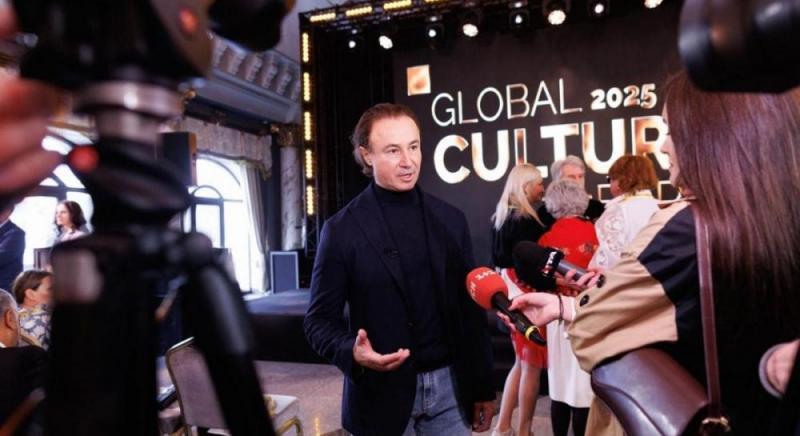 Кривецький: Новоизбранный президент Украины должен быть свободным от партийной зависимости.