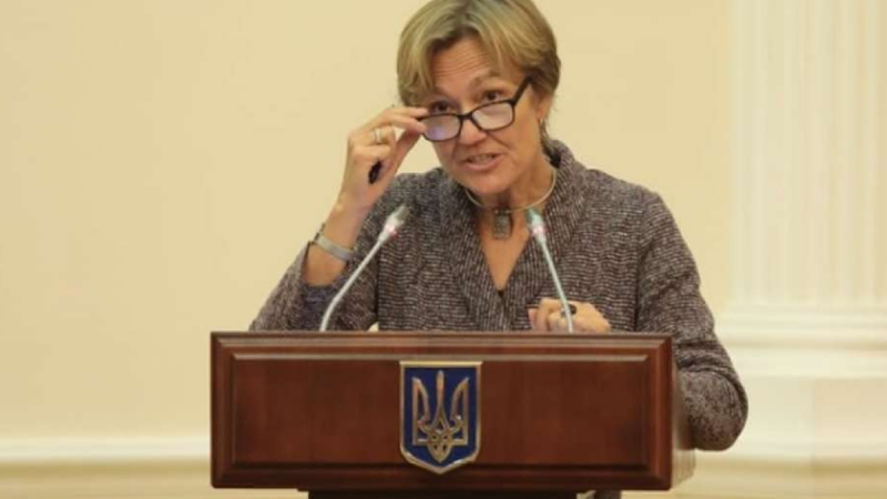 Новим бізнес-омбудсменом замість колишнього посла Канади Ващука призначать експосла Німеччини Фельдгузена.