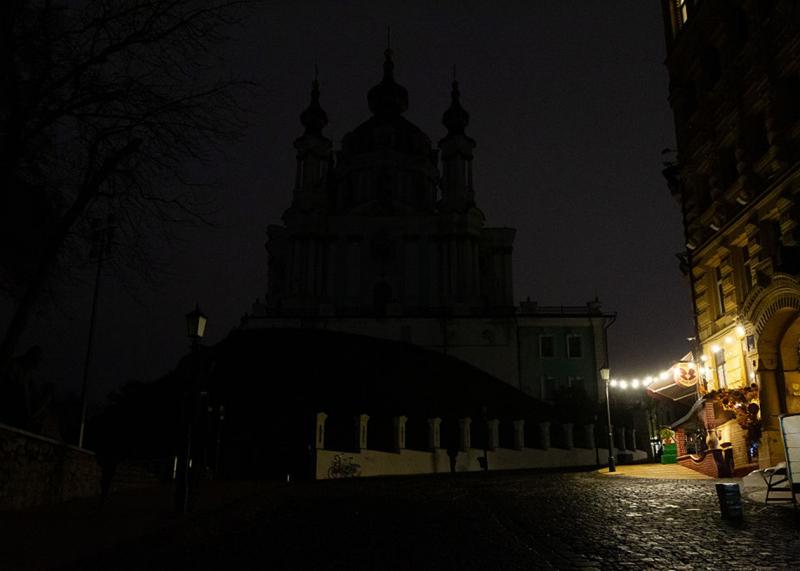 Укренерго офіційно підтвердило, що 31 грудня відбудеться відключення електроенергії.