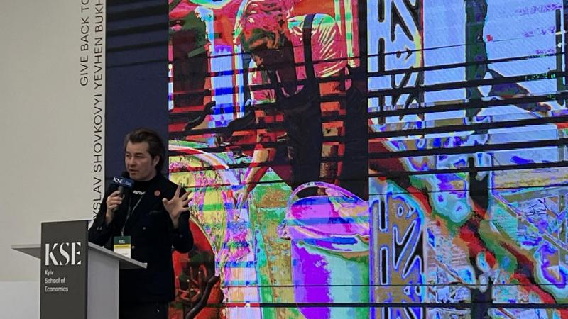 Генеральний директор повідомив, що театр імені Франка щорічно отримує приблизно 30-40 мільйонів гривень від своїх партнерів.