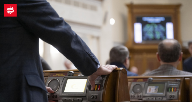 Парламент скасував вимогу щодо обов'язкових актів виконаних робіт.