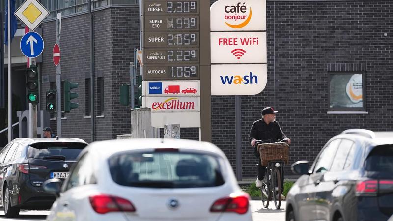Ціновий шок на автозаправних станціях: Німеччина вживає радикальних заходів, які раніше здавалися малоймовірними.