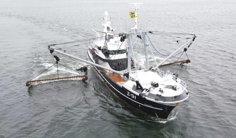 Нідерландські рибалки стикаються з серйозними проблемами, оскільки їхні судна залишаються без діла через зростання цін на дизельне паливо.