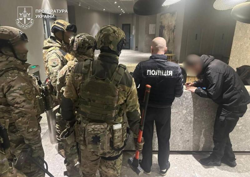 Парламентська 