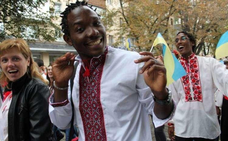 Українців можуть замінити мігранти: перші, хто прибуде, — це африканці.