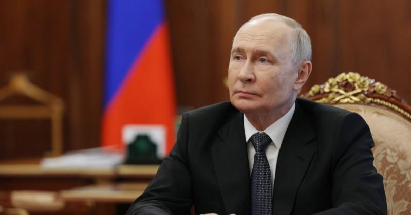 Які зміни сталися в емоційній атмосфері серед росіян? Дослідження та думки фахівців - про позицію Росії щодо конфлікту.