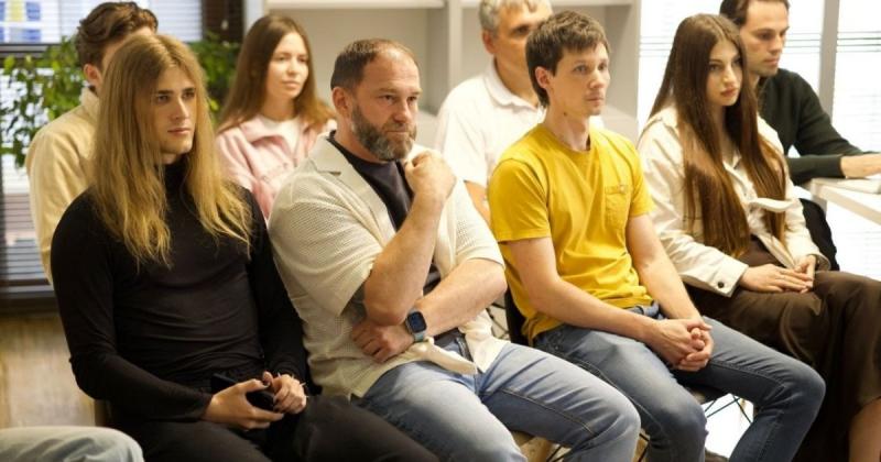 У Дніпрі започаткували діяльність першого офісу Асоціації міст і громад, розташованих поблизу фронтової лінії -- Delo.ua