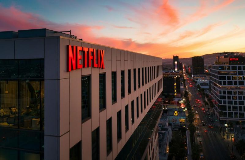Акції знаменитої компанії Netflix впали – що стало причиною цього?
