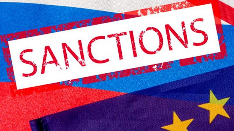 Європейська Комісія відстоює свою ініціативу про заборону перевезення зрідженого природного газу з Росії в рамках 21-го санкційного пакету.