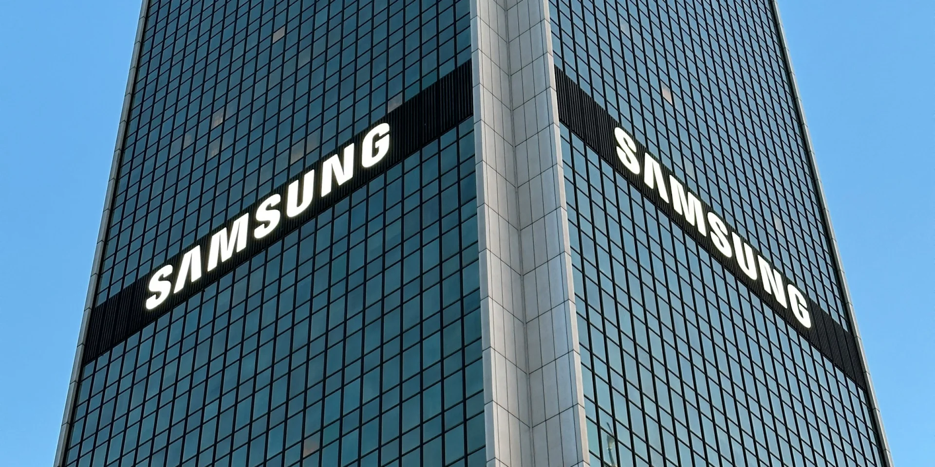 Водяні реактори. Компанія Samsung співпрацюватиме з американськими партнерами для розробки мобільних атомних електростанцій.
