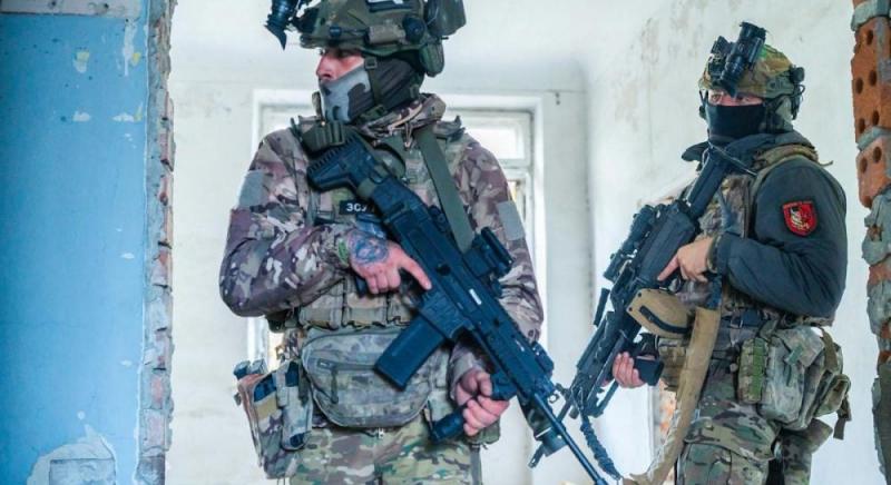 Україна переходить до ролі військового партнера, а не лише просить допомоги у Заходу, - повідомляє Business Insider.