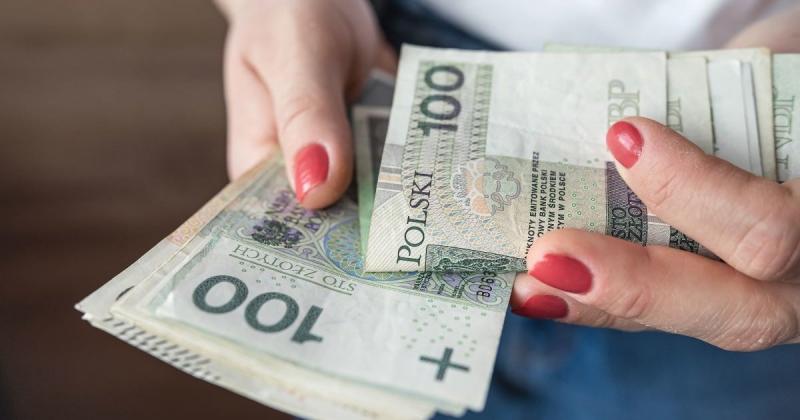 Заробітки в Польщі: де працівники отримали найбільші збільшення -- Delo.ua