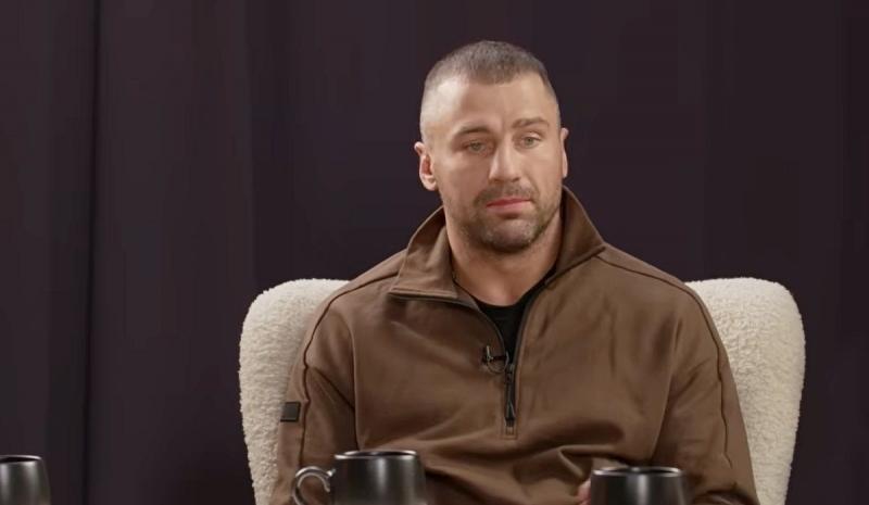 Екс-чемпіон світу з України поділився причинами свого рішення про завершення кар'єри, зазначивши, що це пов'язано з його зв'язками з букмекерськими конторами - Футбол24.