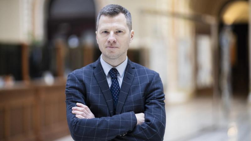 Колишній керівник департаменту нагляду за небанківськими фінансовими установами Суханов став новим очільником департаменту стратегії Національного банку України.
