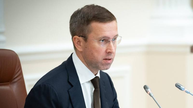 Корецький: Уряд видав гарантії 19 кредитним банкам на загальну суму до 20,8 мільярдів гривень.