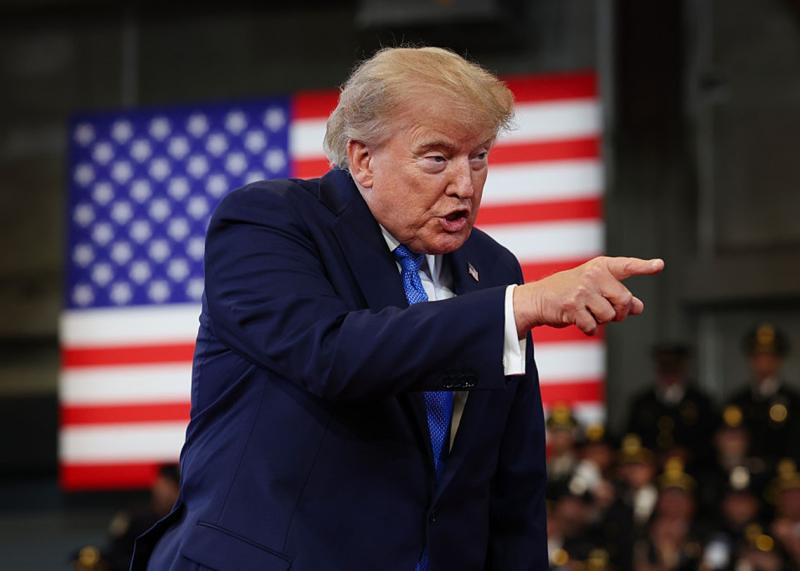 Трамп висловив загрозу Канаді у зв'язку з невдалою угодою.