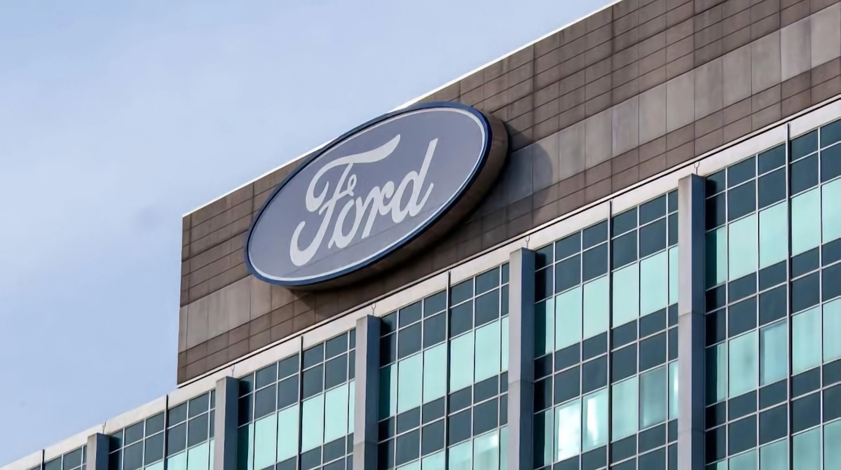 Адміністрація Трампа висловила незадоволення компанією Ford за її партнерство з китайськими виробниками CATL та Geely.