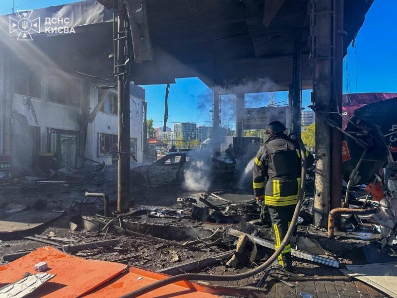 В Україні проходять випробування нової системи, яка сповіщає автозаправні станції про наближення безпілотників з Росії.