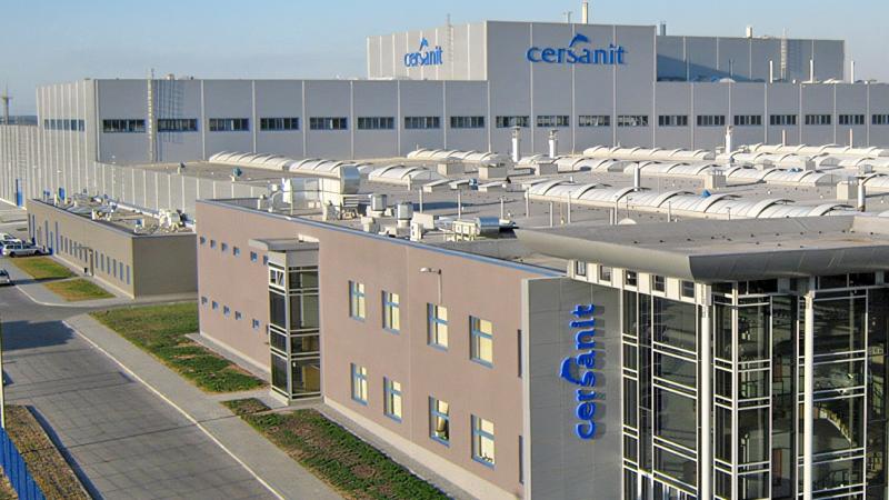 Завод Cersanit, розташований у Житомирській області, зазнав нападу з боку Росії: які наслідки для підприємства?