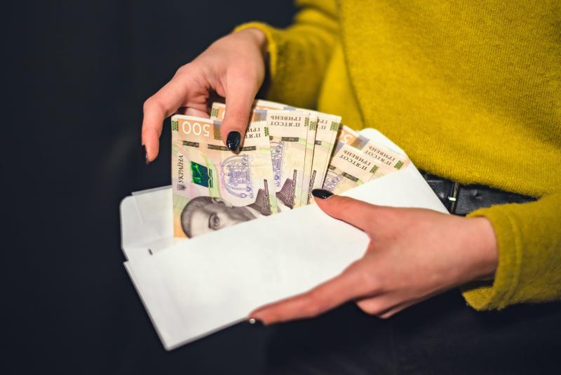 Затримка зарплати — це можливість для збільшення виплат: планується розширення прав працівників.